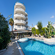 Romance Beach Hotel